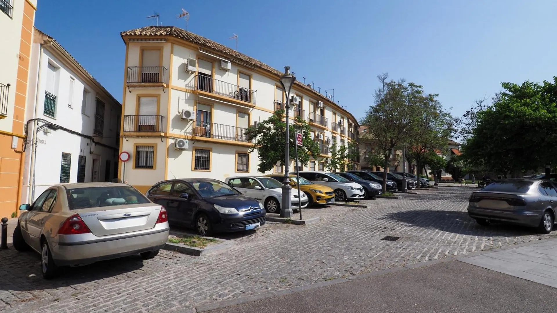 Bhost - Tinte Apartment Cordoba 0*,  Spain